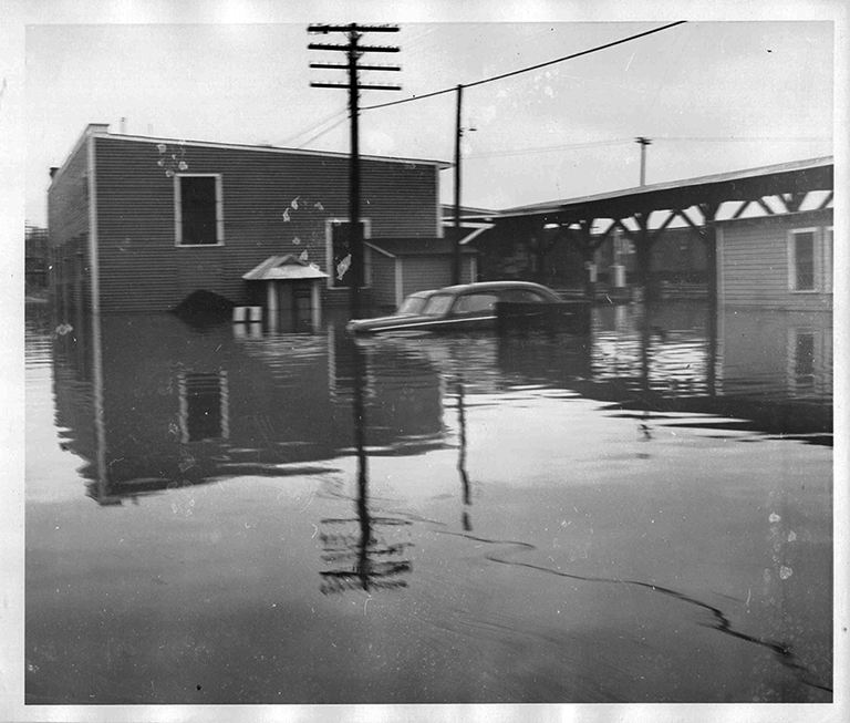 lynn-camp-creek-flood-1957-128