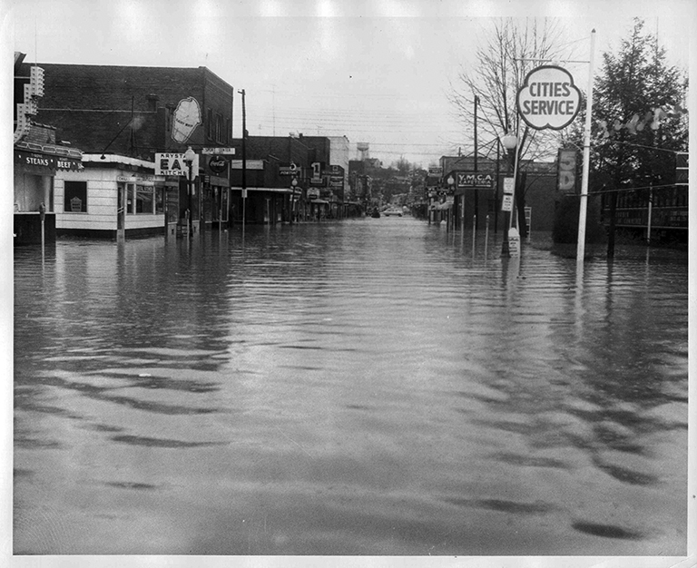 lynn-camp-creek-flood-1957-104