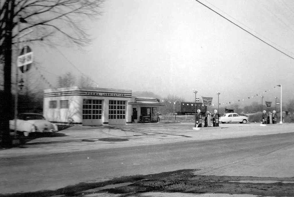 pan-am-station-on-old-pineville-road-4