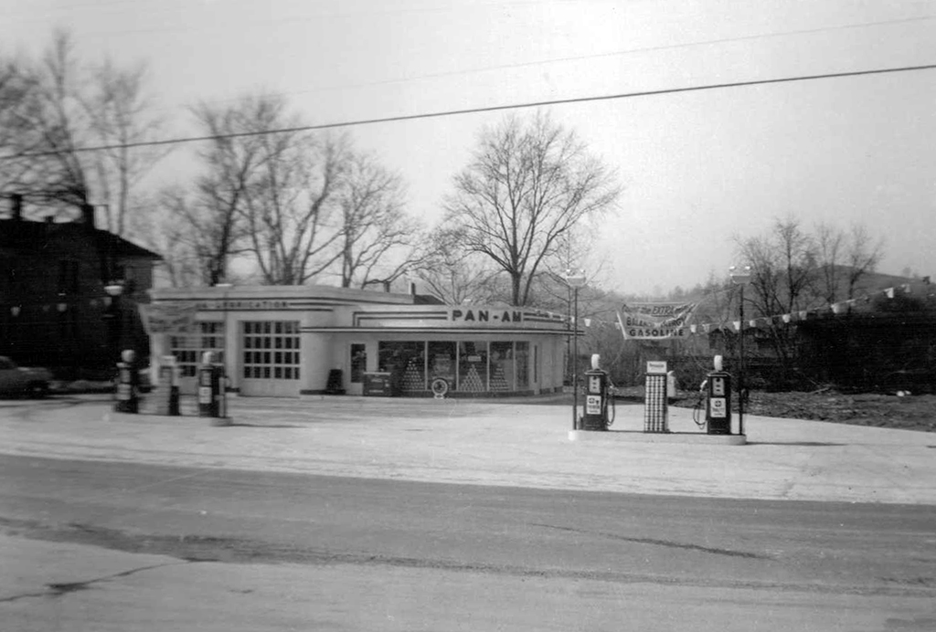 pan-am-station-on-old-pineville-road-3