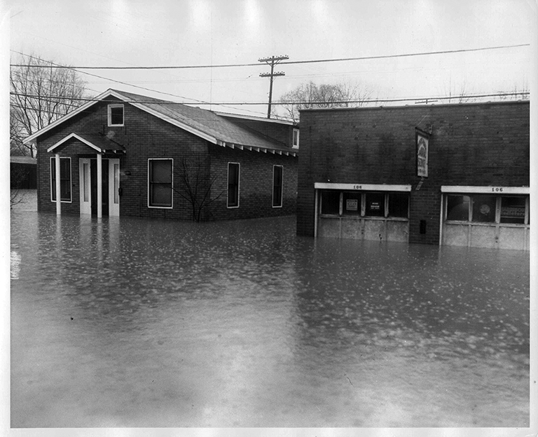 lynn-camp-creek-flood-1957-132